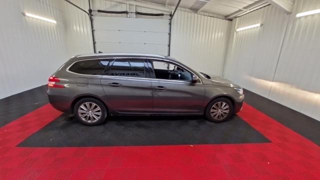 Peugeot 308 Sw image 9