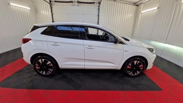 Opel Grandland image 2