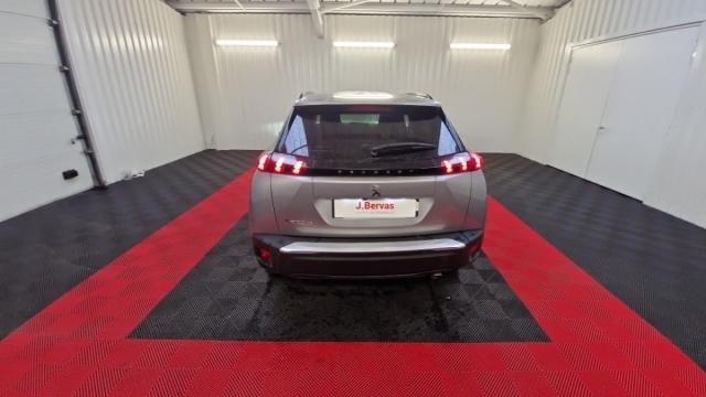 Peugeot 2008 image 3