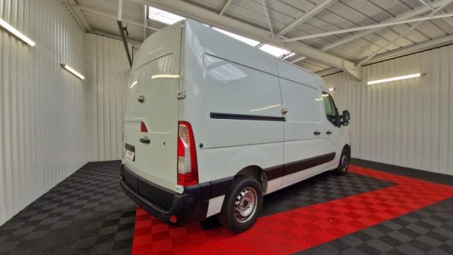 Renault Master image 1