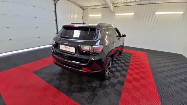 Jeep Compass image 9