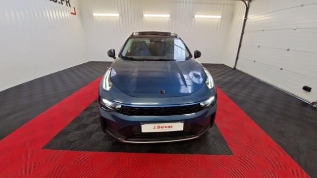 Lynk & Co 01 image 2