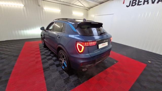 Lynk & Co 01 image 4