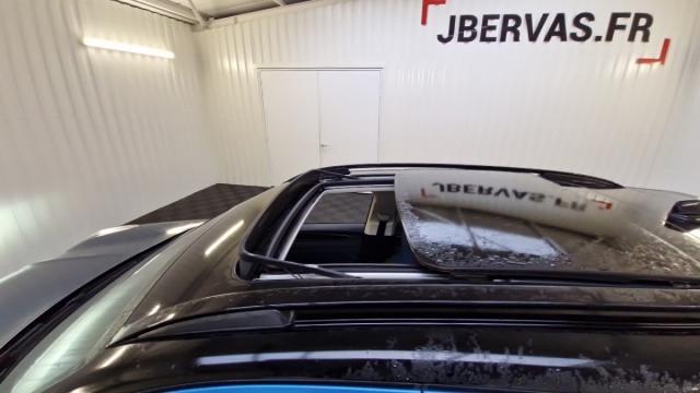 Lynk & Co 01 image 7