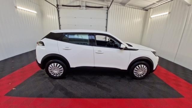 Peugeot 2008 image 2