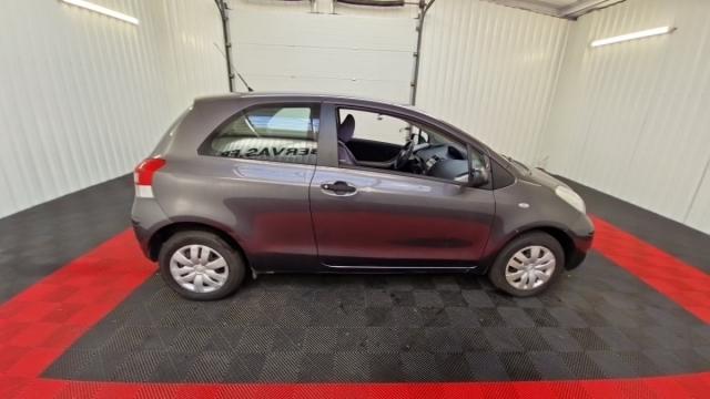 Toyota Yaris image 6