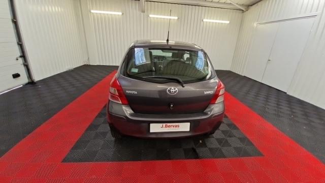 Toyota Yaris image 7