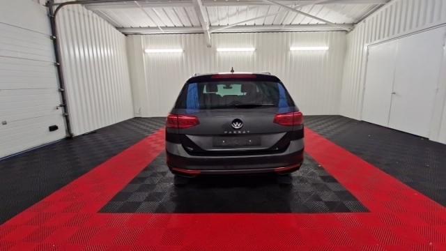 Volkswagen Passat Sw image 4