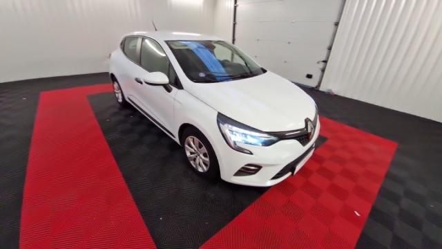 Renault Clio image 2
