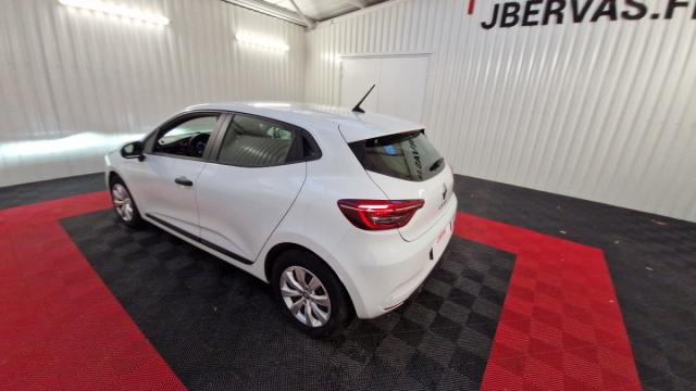 Renault Clio image 9