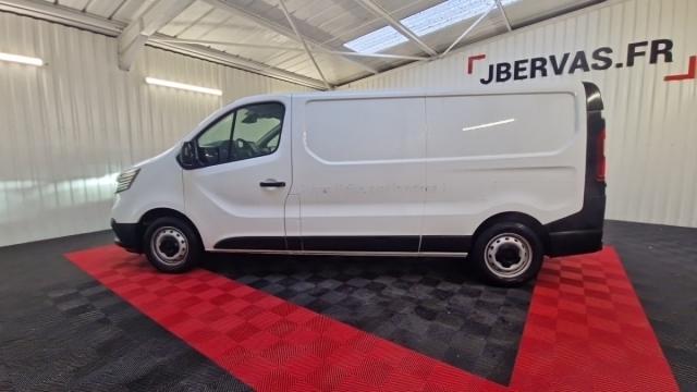 Renault Trafic image 2