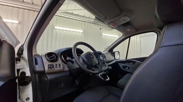 Renault Trafic image 8