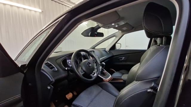 Renault Grand Scénic image 1