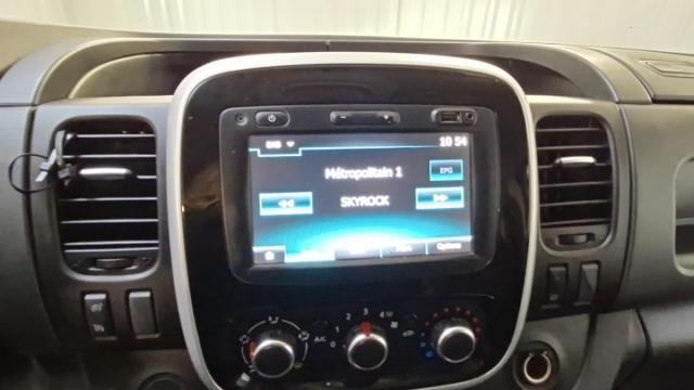 Renault Trafic image 8