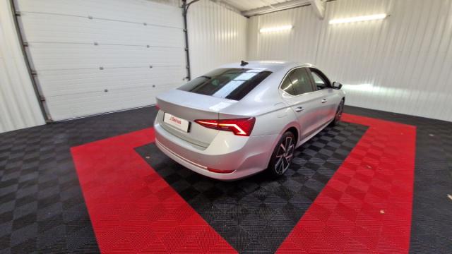 Skoda Octavia image 5