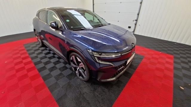 Renault Mégane E-Tech image 1