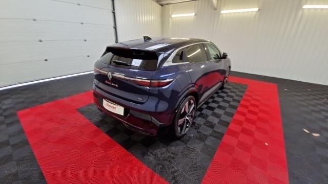 Renault Mégane E-Tech image 2