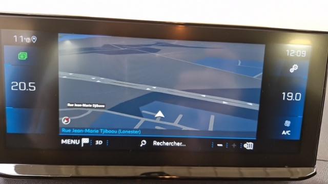 Peugeot 5008 image 2