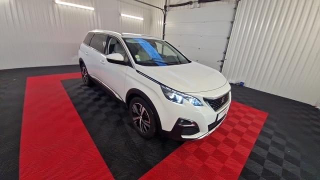 Peugeot 5008 image 6