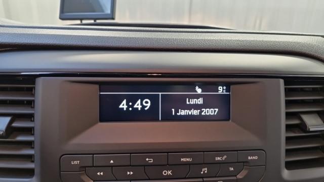 Citroen Jumpy image 8