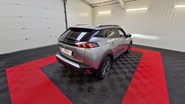 Peugeot 2008 image 3