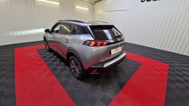 Peugeot 2008 image 1