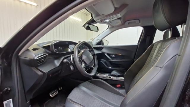 Peugeot 2008 image 9