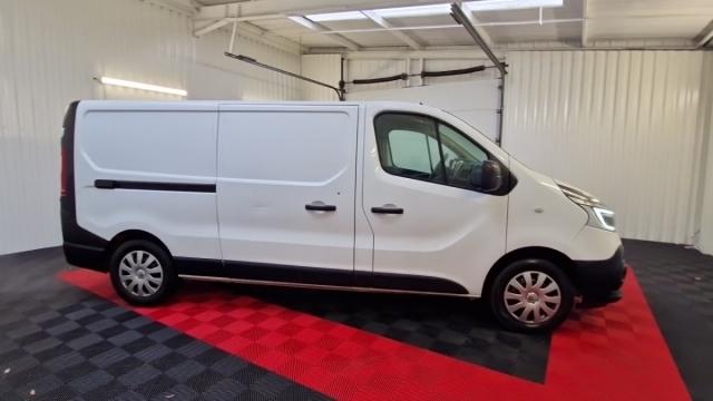 Renault Trafic image 3