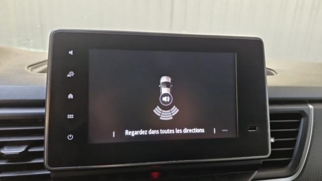 Renault Trafic image 7