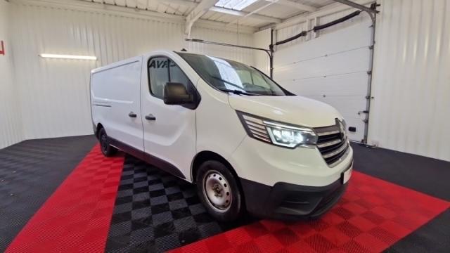Renault Trafic image 3