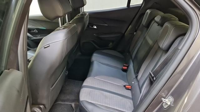 Peugeot 2008 image 5