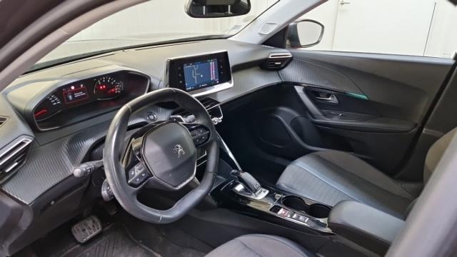 Peugeot 2008 image 7