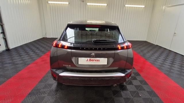 Peugeot 2008 image 9