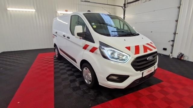 Ford Transit Custom image 9