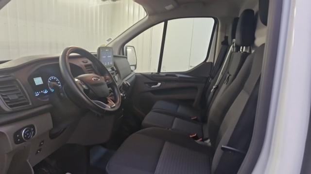 Ford Transit Custom image 7