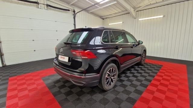 Volkswagen Tiguan image 9