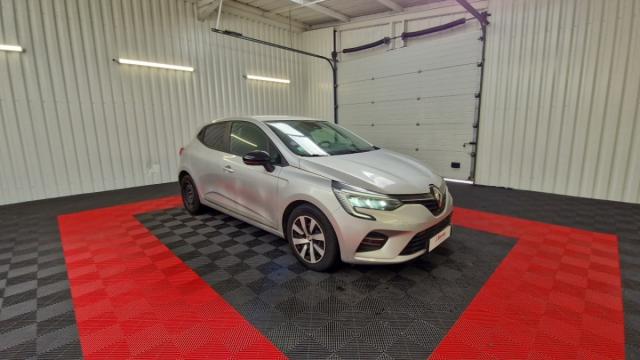 Renault Clio image 2