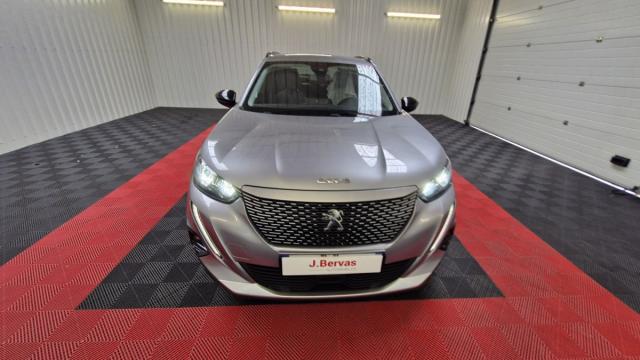 Peugeot 2008 image 8