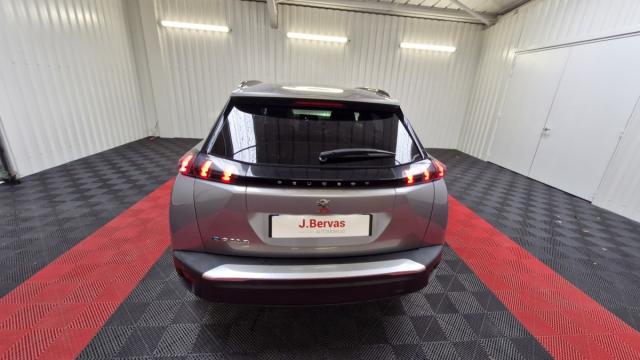 Peugeot 2008 image 6