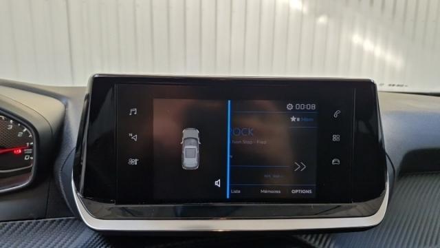Peugeot 2008 image 2