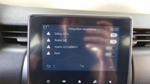 Renault Clio image 2