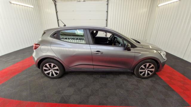 Renault Clio image 8