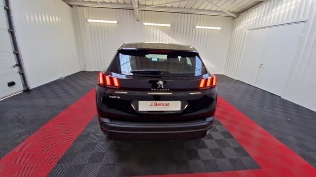 Peugeot 3008 image 2