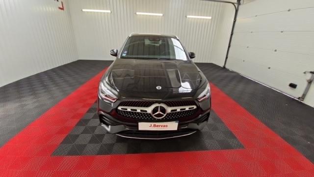 Mercedes Benz Gla image 1