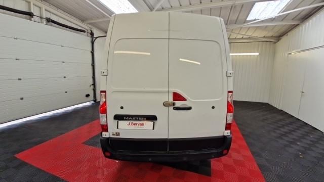 Renault Master image 2
