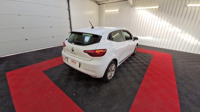 Renault Clio image 1