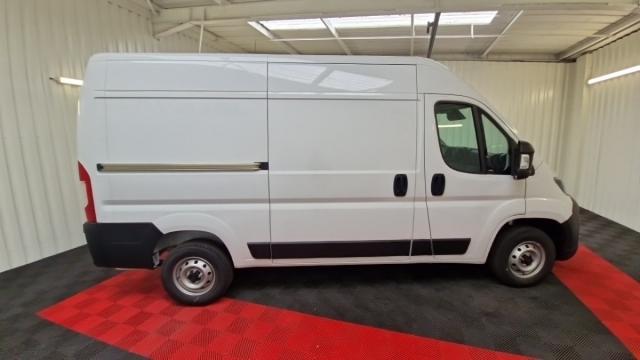 Peugeot Boxer image 8