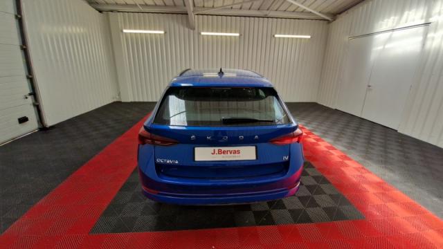 Skoda Octavia image 5