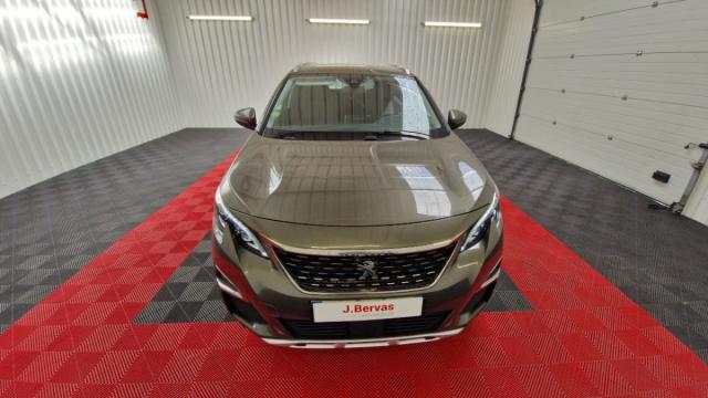 Peugeot 5008 image 1
