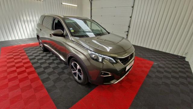 Peugeot 5008 image 8